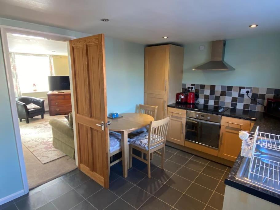 Fryers Cottage, Seamer, 3 Bed Cottage Sleeps 5 People ภายนอก รูปภาพ